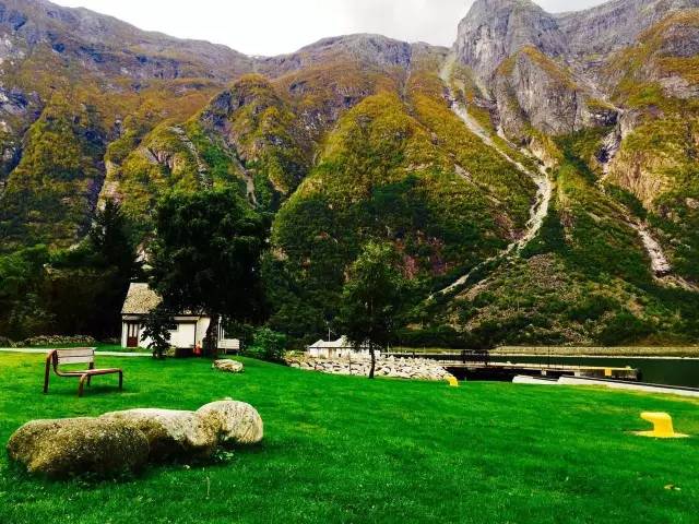 33.webp.jpg 爱丫爱丫影院