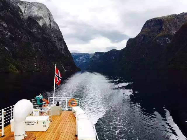 35.webp.jpg 爱丫爱丫影院