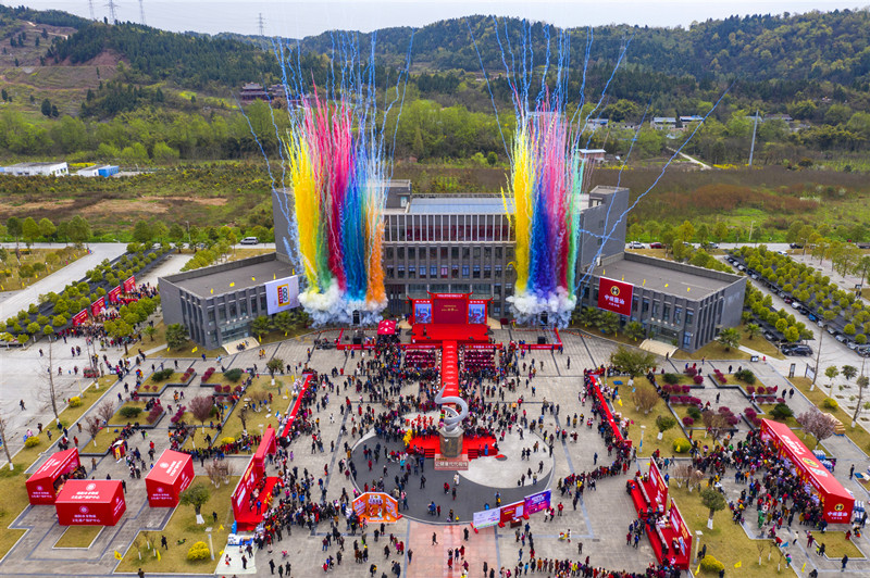 fd537be68aa246d89101032f9056b52c.jpg 爱丫爱丫影院