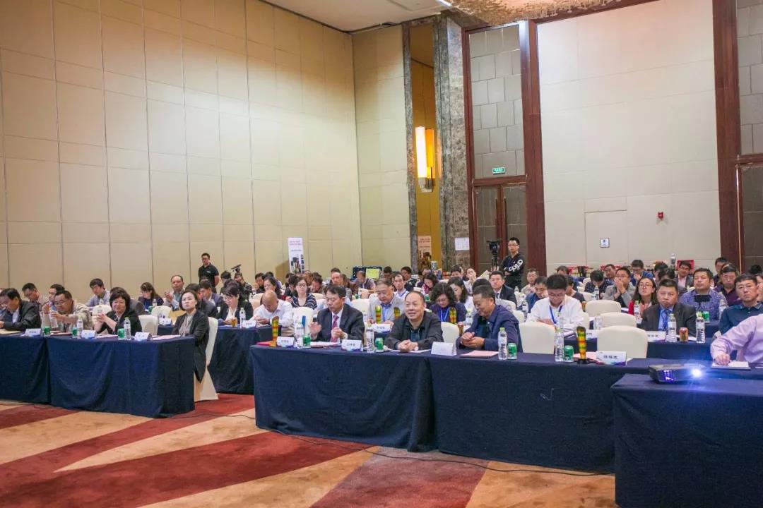 52.jpg 爱丫爱丫影院