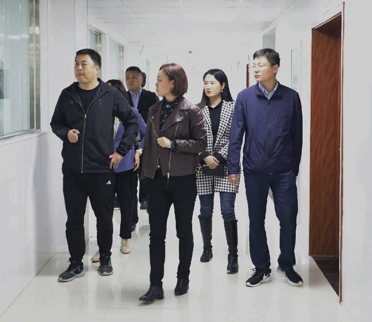 2.jpg 爱丫爱丫影院