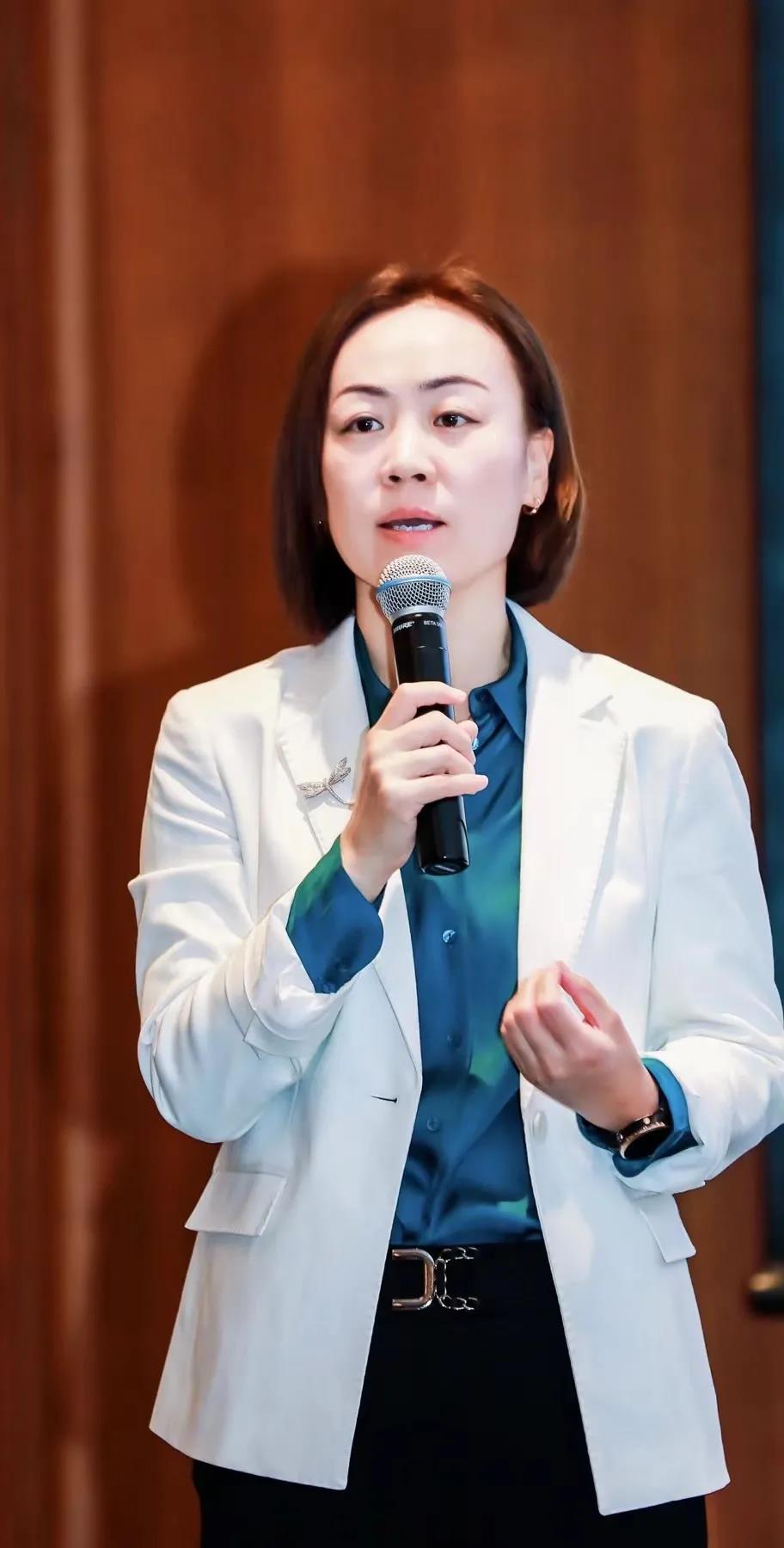 11.jpg 爱丫爱丫影院