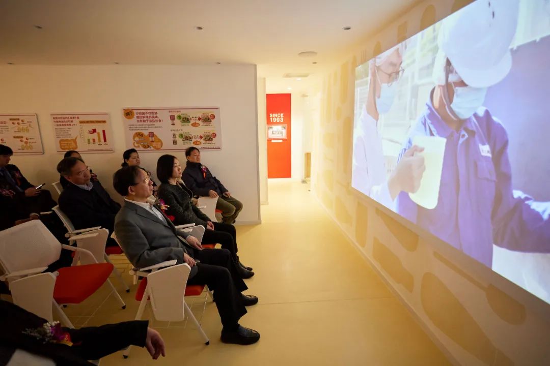 22.jpg 爱丫爱丫影院