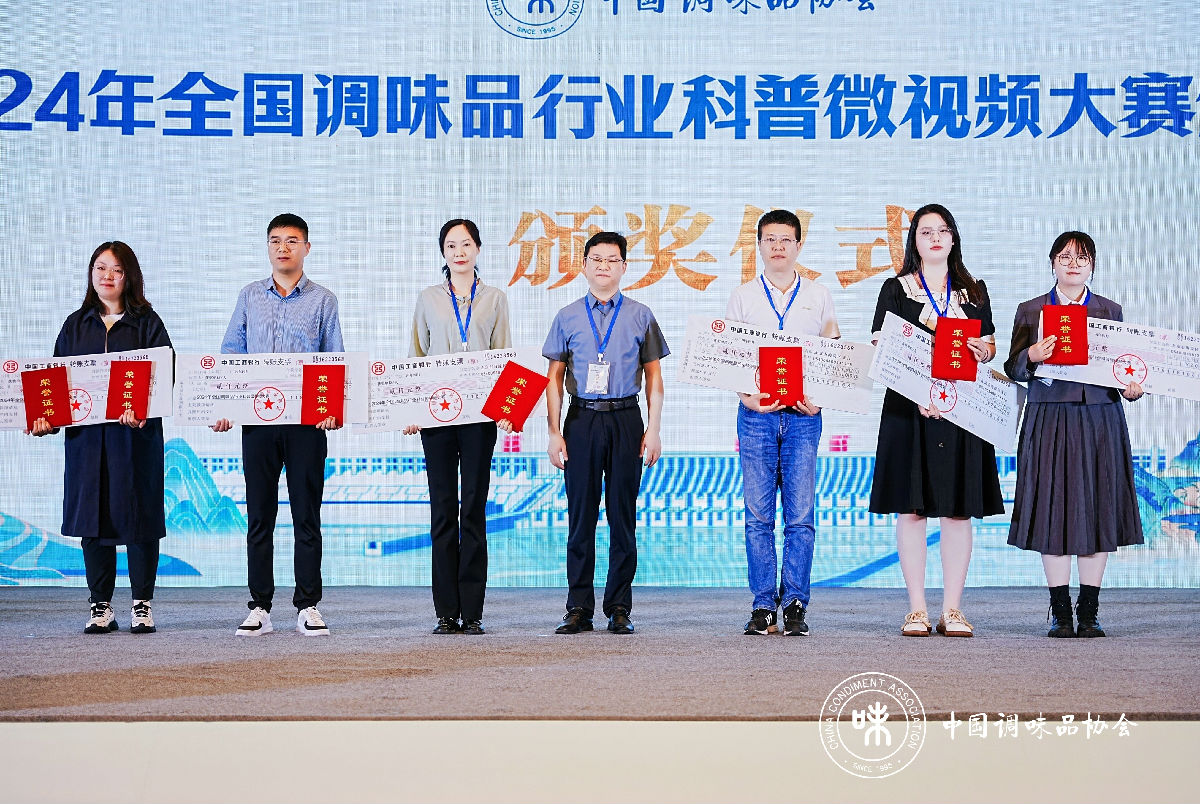 1.jpg 爱丫爱丫影院