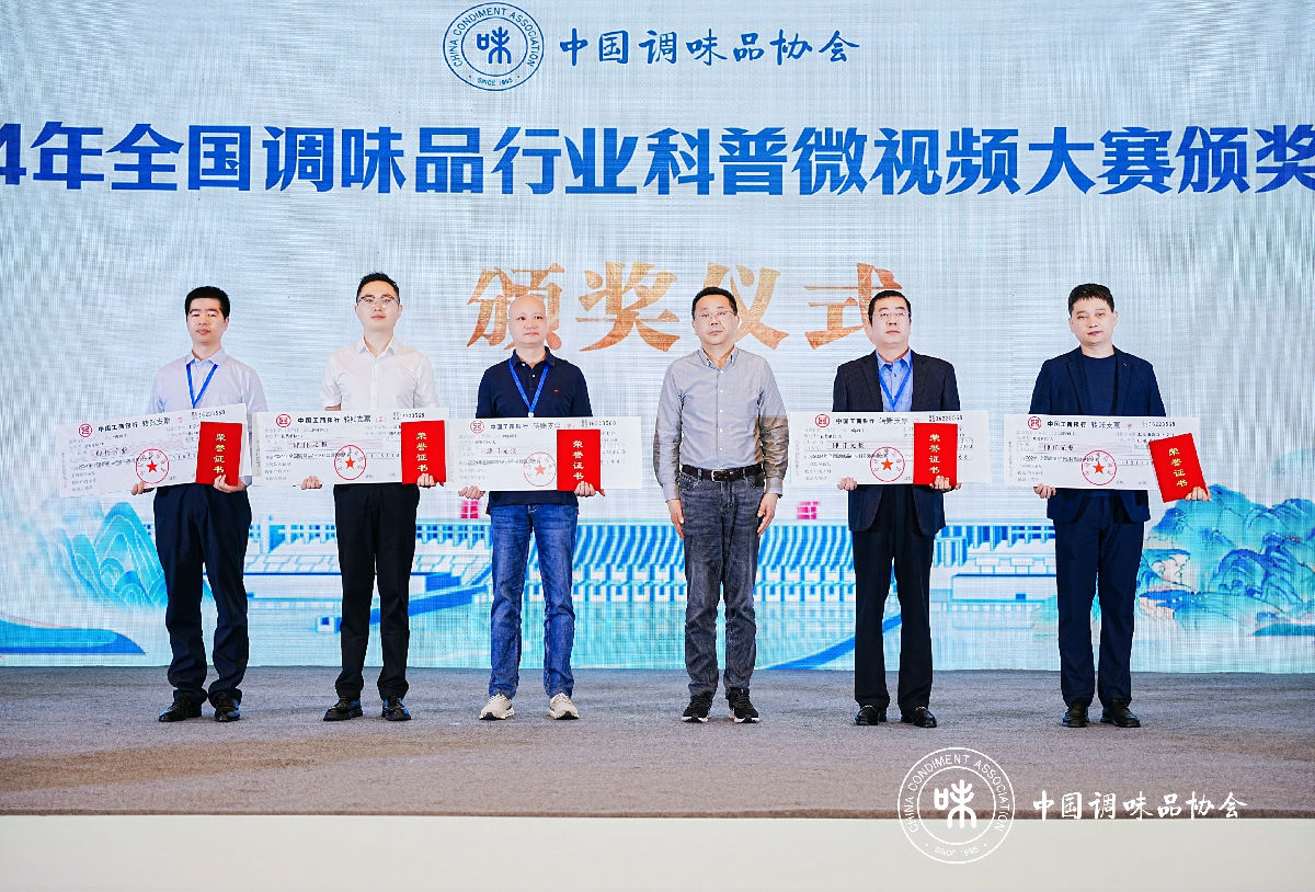 2.jpg 爱丫爱丫影院